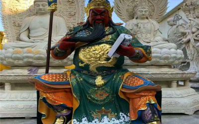 玻璃鋼彩繪戶外大型佛像看書(shū)的關(guān)公雕塑
