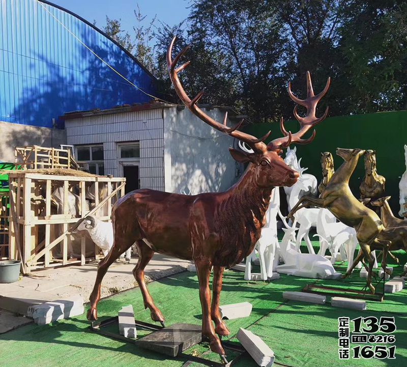 公園景區(qū)玻璃鋼仿銅戶(hù)外大型梅花鹿雕塑
